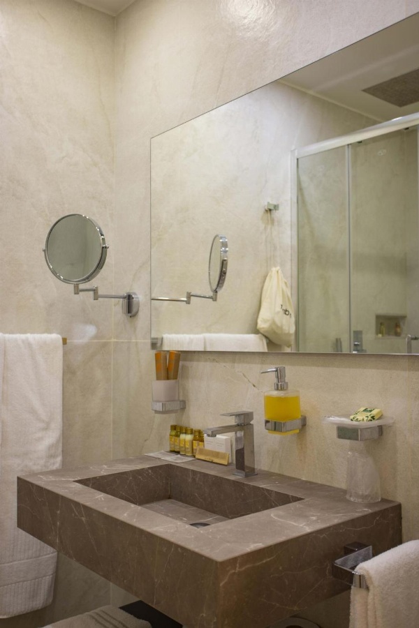 Domus Deorum Deluxe Main image