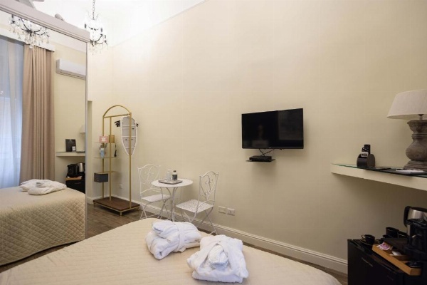 Domus Deorum Deluxe image 9